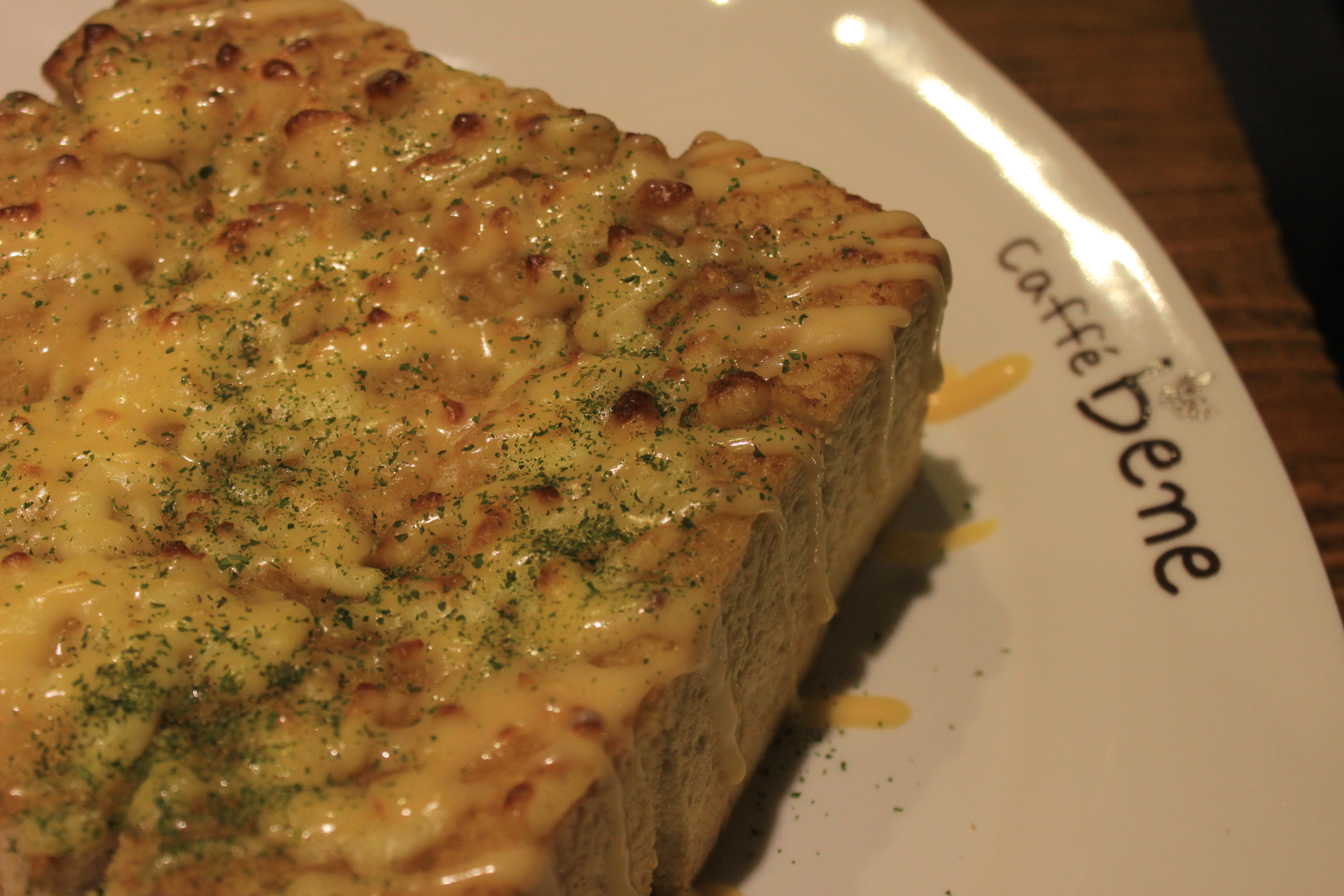 Garlic and Cheese Honey Bread (Php 165)